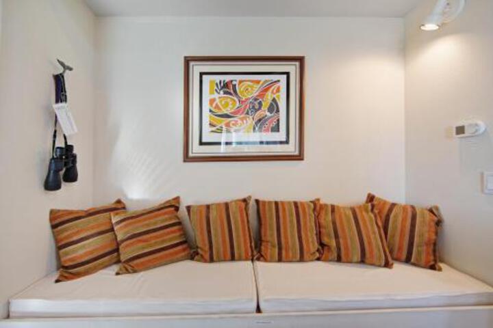 Pacific Pearl - thumb 1