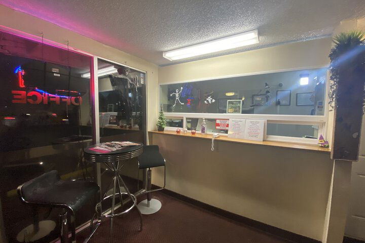 Auburn Motel - thumb 7