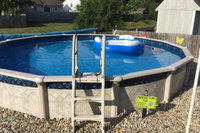 5 Miles to the Stadium Above ground pool