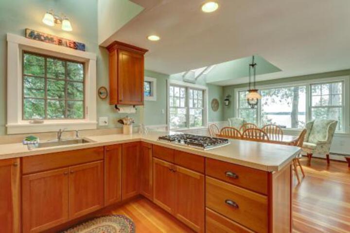 Malletts Bay Beauty - thumb 0