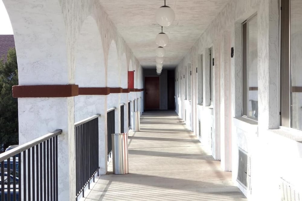 Cabana Inn - thumb 5