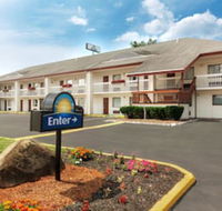 Days Inn by Wyndham Queensbury/Lake George - Accommodation Michigan
