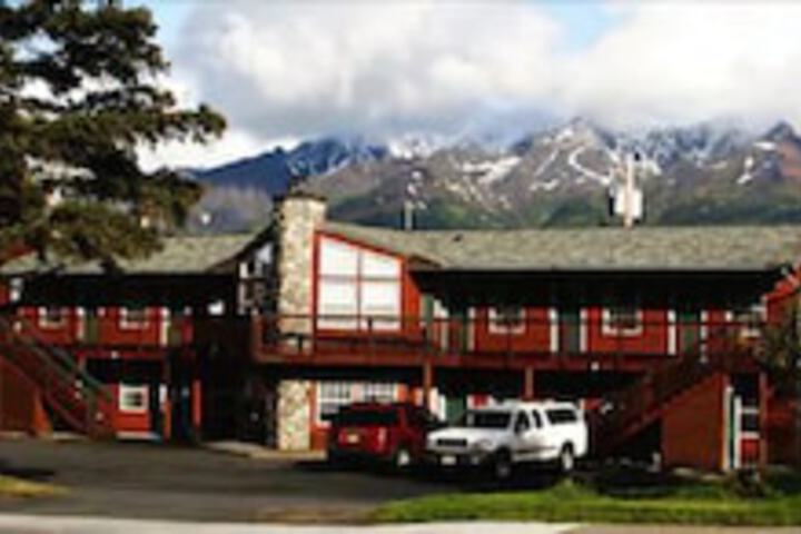 Harborview Inn - thumb 0