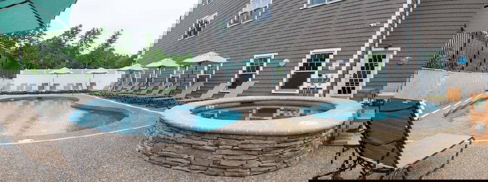 The Bedford Village Inn - thumb 2