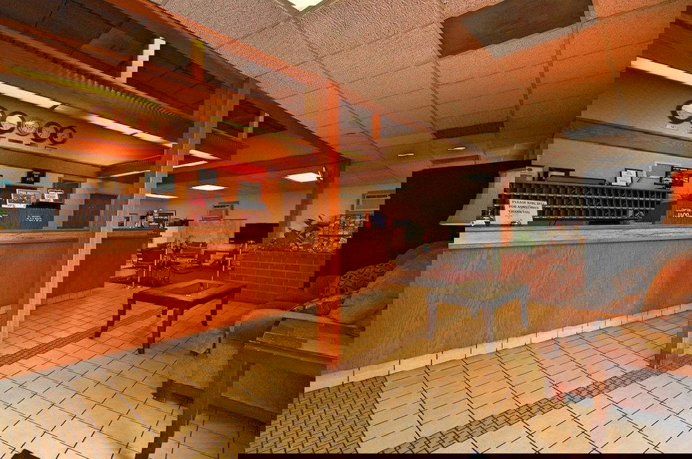 Costa Mesa Inn - thumb 3