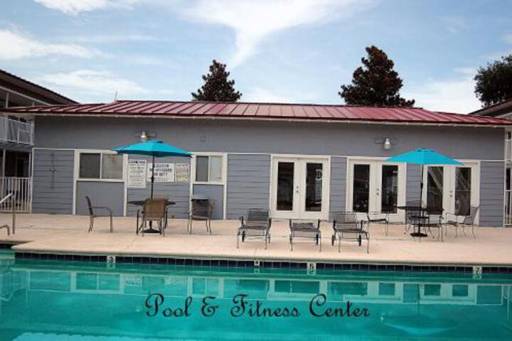 Oak Shores 30 Condo - thumb 3