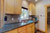 6 Acre Wilderness Retreat