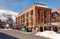 Shadow Ridge by All Seasons Resort Lodging