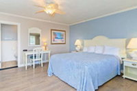 Del Mar Motel on the Beach