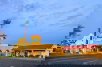 Days Inn by Wyndham Del Rio