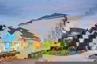 Microtel Inn  Suites by Wyndham Gatlinburg