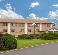 Super 8 by Wyndham Clear Lake - Accommodation Michigan