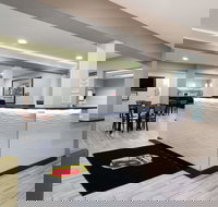 Super 8 by Wyndham Rochester Mayo Clinic Area - Accommodation Michigan