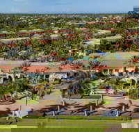 Naples Bay Resort  Marina - Accommodation Michigan