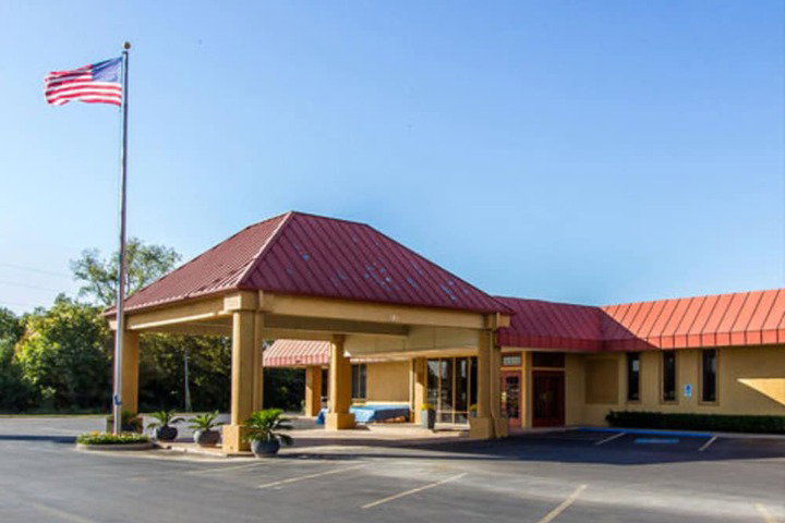 Quality Inn Ada Near University - thumb 1