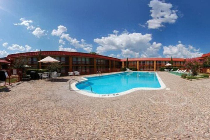 Quality Inn Ada Near University - thumb 4