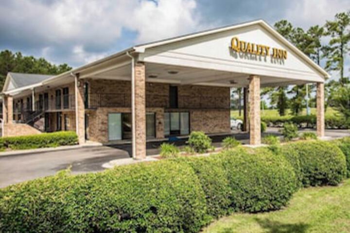 Quality Inn Manning I-95 - thumb 0