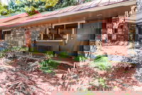 Quality Inn Creekside - Downtown Gatlinburg