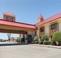 Red Roof Inn Plus Dallas - Addison - Accommodation Michigan