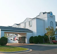 Charlevoix Inn  Suites SureStay Collection by Best Western - Accommodation Michigan