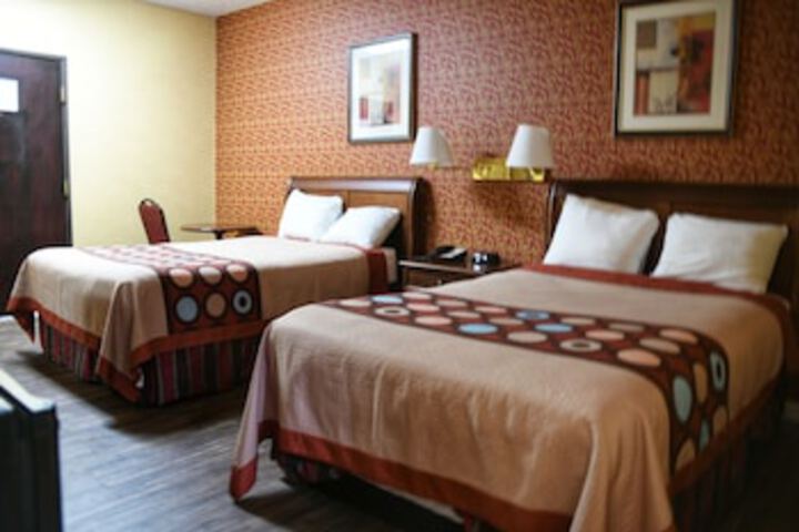 Boston Motel - thumb 0