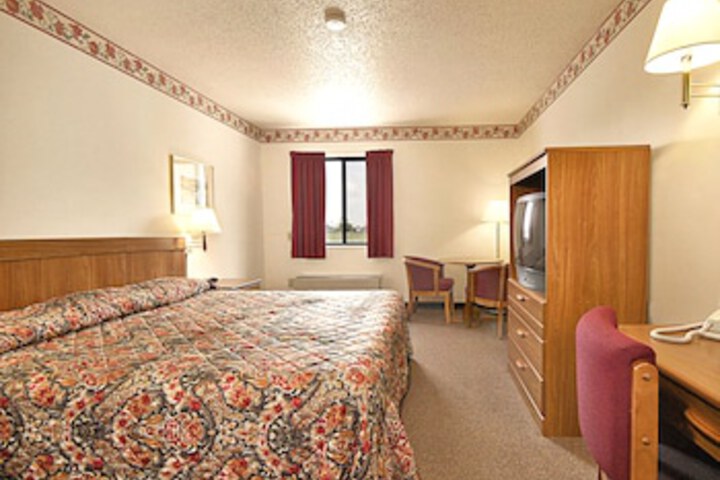 Boston Motel - thumb 7