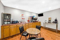 Super 8 by Wyndham Winfield / Quail Ridge Area