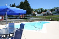 Blue Spruce Motel  Townhouses