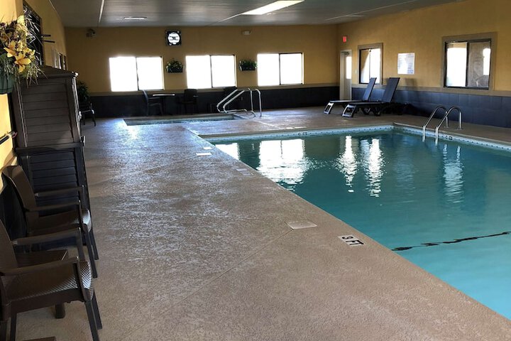 Best Western Inn & Suites - thumb 3