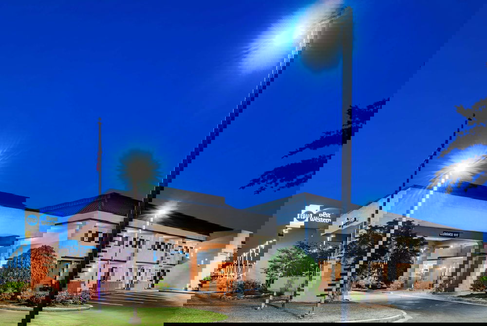 Best Western Salisbury Plaza - thumb 1