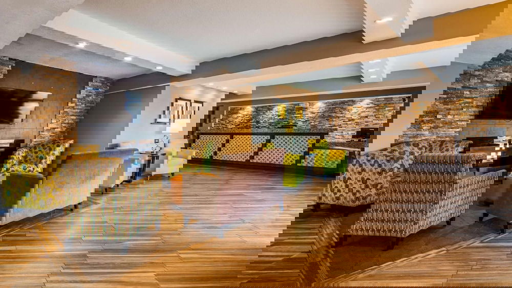 Clarion Pointe - thumb 1