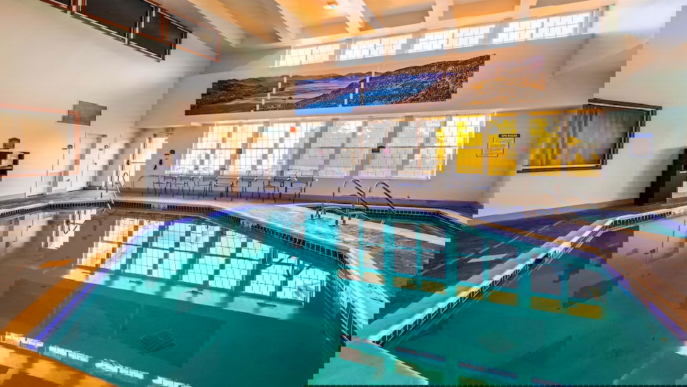 Best Western Plus Ticonderoga Inn & Suites - thumb 5