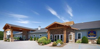 Best Western Plus Ticonderoga Inn & Suites - thumb 0