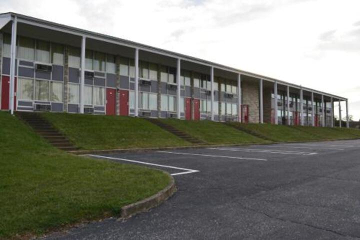 Red Carpet Inn & Suites New Cumberland - thumb 0