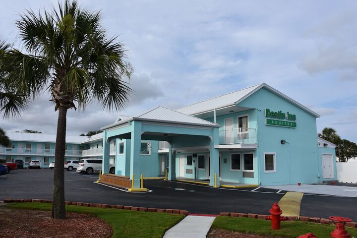 Destin Inn And Suites - thumb 3