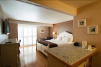 Hummingbird Inn of Ojai