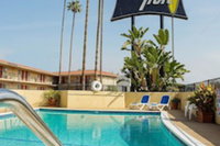 Safari Inn a Coast Hotel