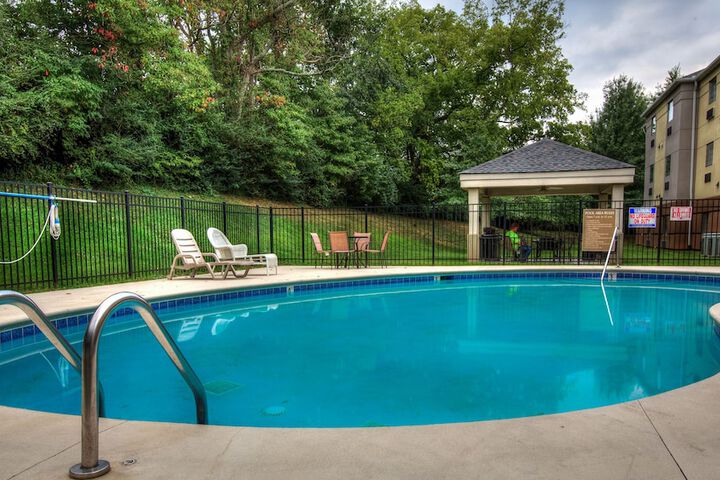 Candlewood Suites Knoxville Airport-Alcoa, An IHG Hotel - thumb 4