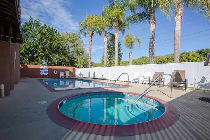 Abby's Anaheimer Inn - thumb 5