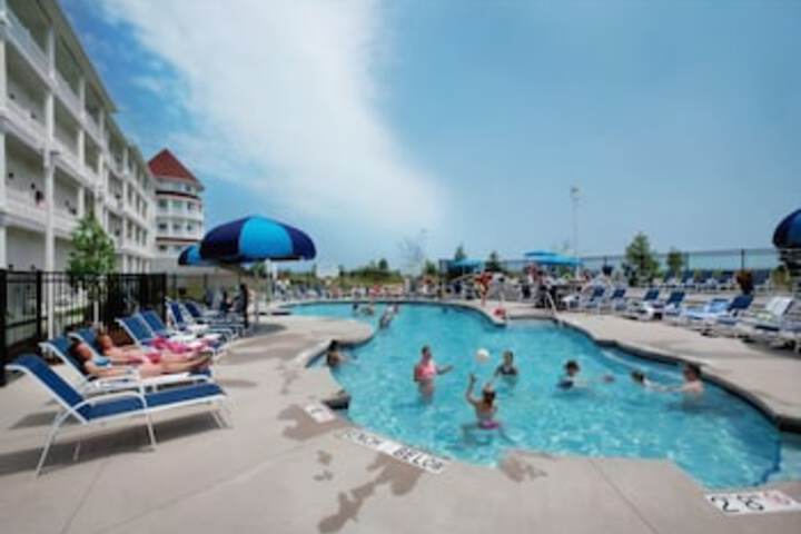 Blue Harbor Resort And Spa - thumb 4