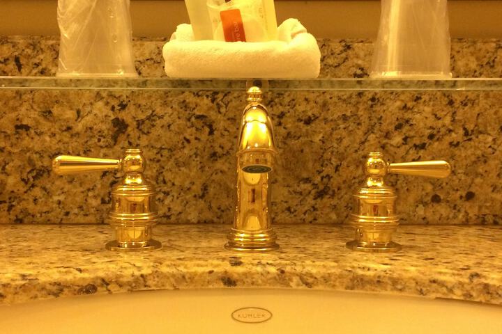 Carlton Hotel - thumb 6