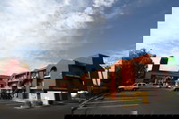 Budget Inn and Suites