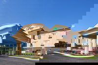 Holiday Inn Express Hotel  Suites Okmulgee an IHG Hotel