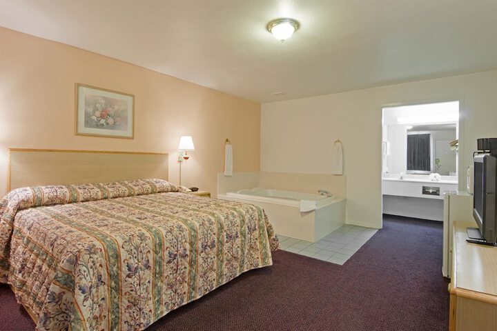 Americas Best Value Inn Altus - thumb 4