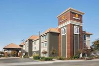 La Quinta Inn  Suites by Wyndham Fresno Northwest
