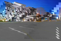 Hampton Inn  Suites Syracuse Dewitt