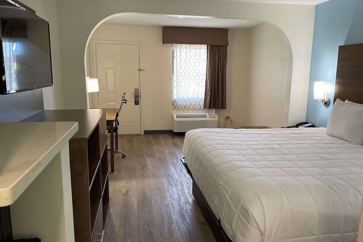 Baymont By Wyndham Biloxi/Ocean Springs - thumb 2