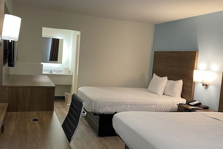 Baymont By Wyndham Biloxi/Ocean Springs - thumb 4