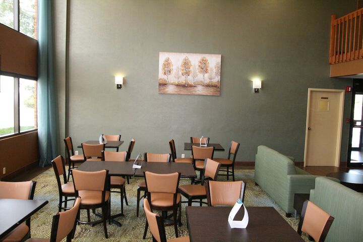 Comfort Inn Pine Grove - thumb 7