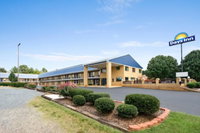 Days Inn by Wyndham Richburg